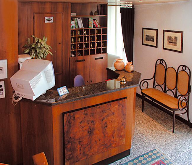 Hotel Aurora Treviso Luaran gambar
