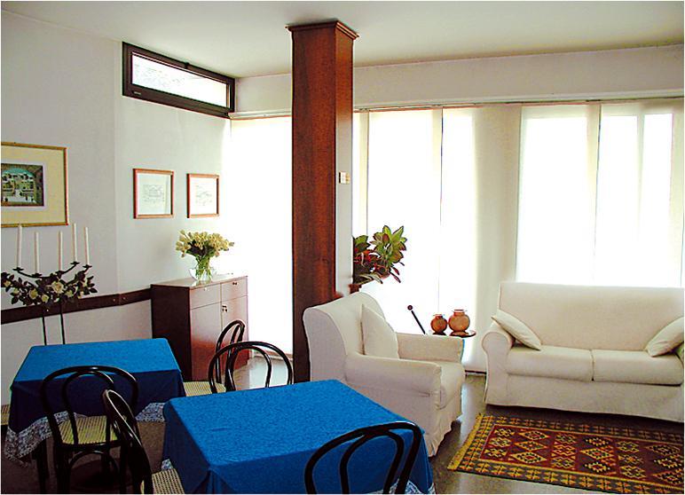 Hotel Aurora Treviso Luaran gambar