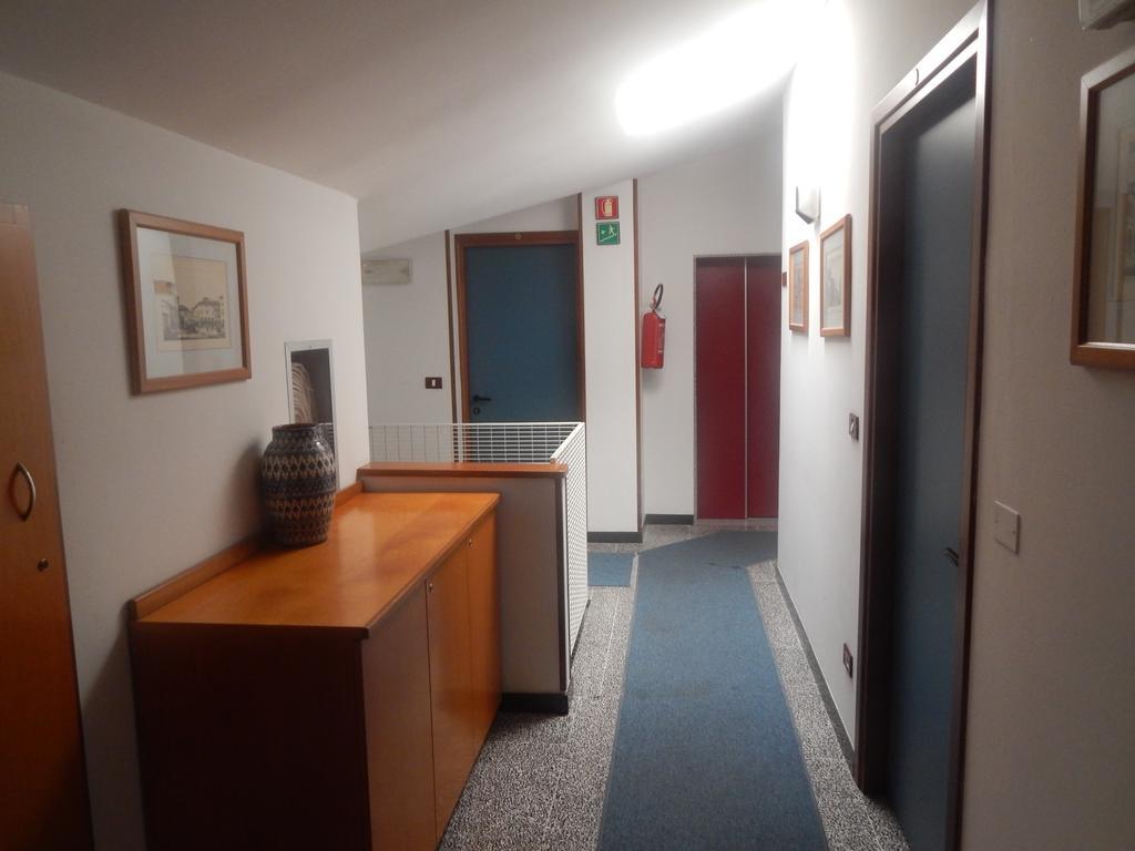 Hotel Aurora Treviso Luaran gambar